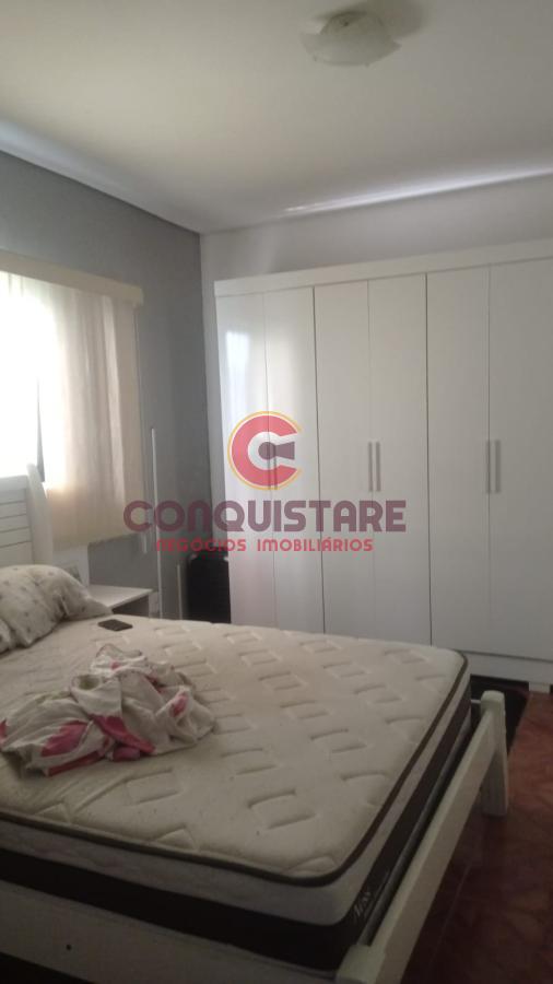 Casa à venda com 2 quartos, 300m² - Foto 2