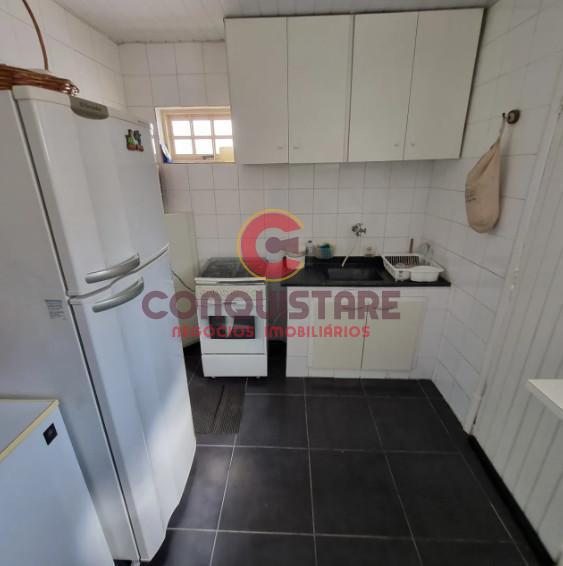 Casa à venda com 3 quartos, 240m² - Foto 12