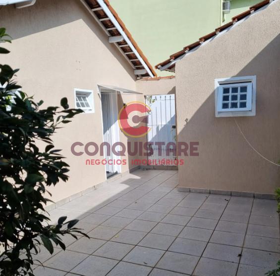 Casa à venda com 3 quartos, 240m² - Foto 17