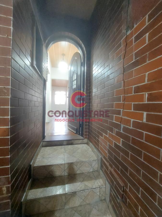 Casa à venda com 3 quartos, 150m² - Foto 3